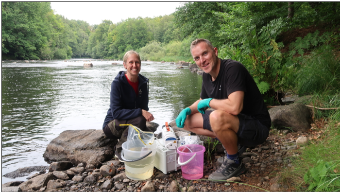 field sampling in sweden with eDNA sampler